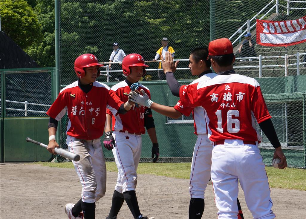 广发体育app官网-包含日本棒球队实力雄厚，奋力夺得胜利的词条